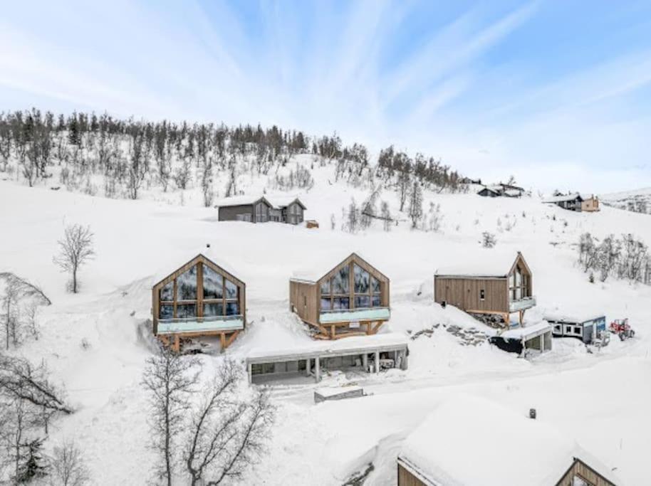 Flygende Utsiktshytte Med Magisk Utsikt Sogndal Kültér fotó